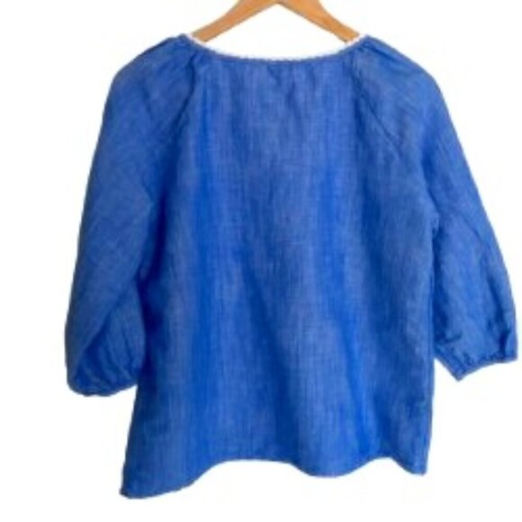 Talbots Blue & White Embroidered Pullover Top Medium - Picture 3 of 4